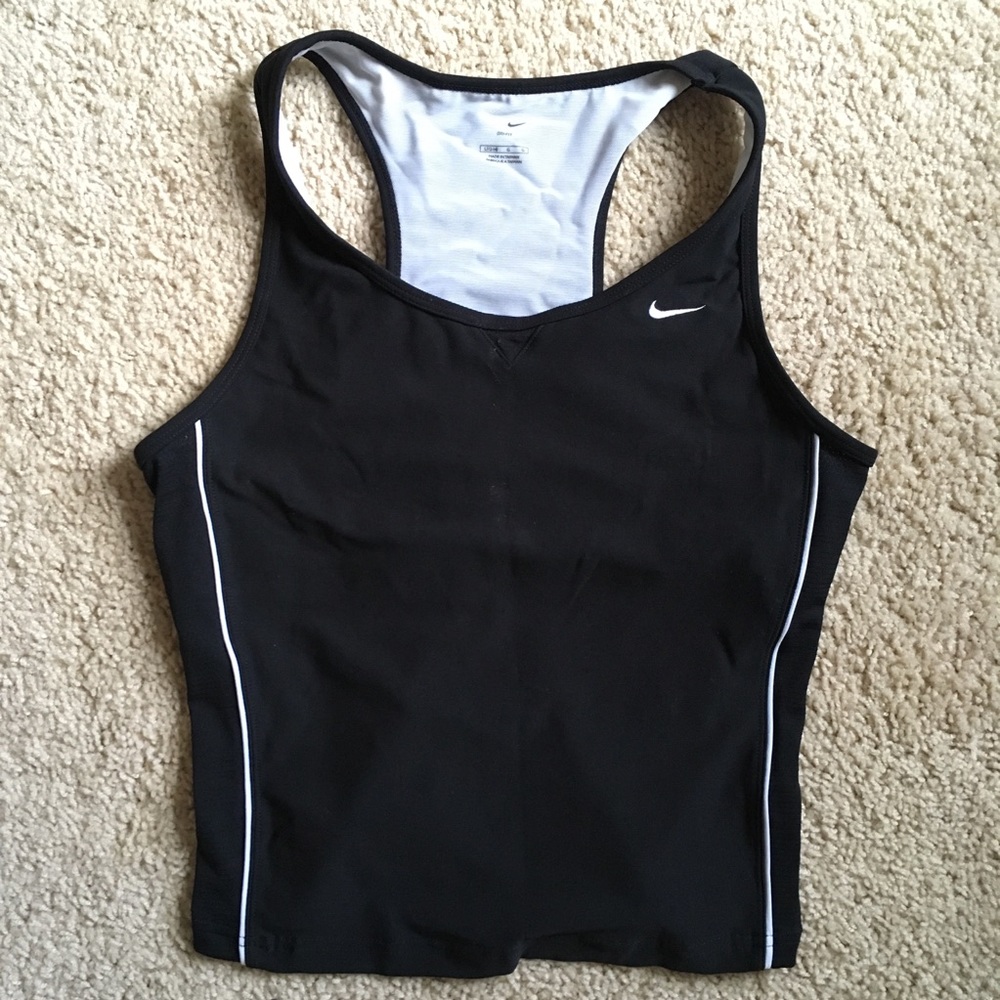 NWOT Nike Sports Bra/Shirt